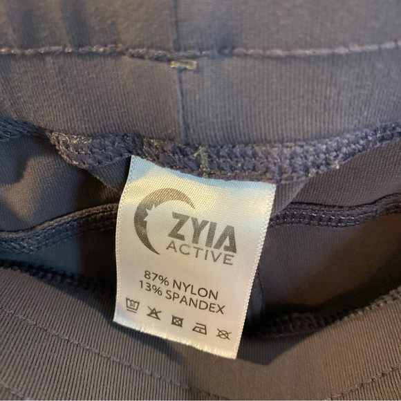 Zyia Active Joggers Size Small - Picture 3 of 6
